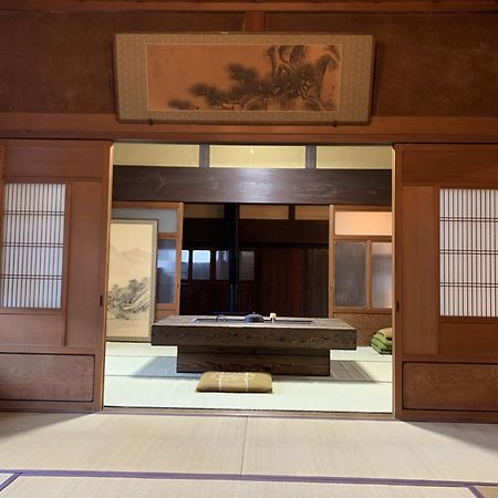 Old Japanese House Hotel Tondabajasi Kültér fotó