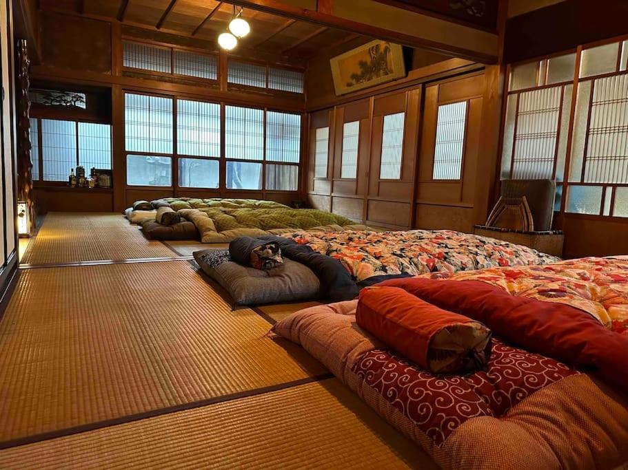 Old Japanese House Hotel Tondabajasi Kültér fotó