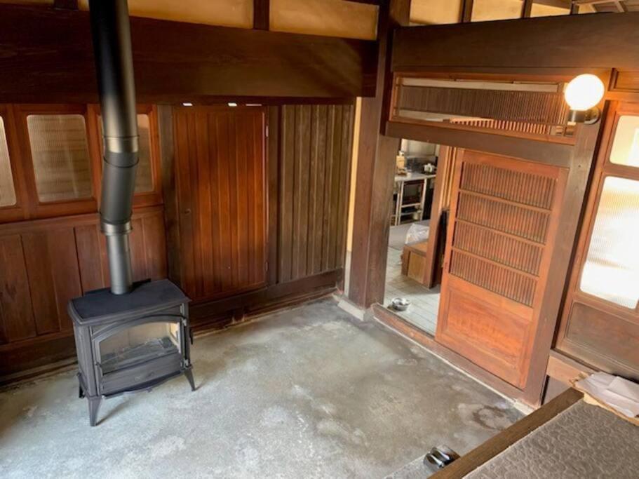 Old Japanese House Hotel Tondabajasi Kültér fotó